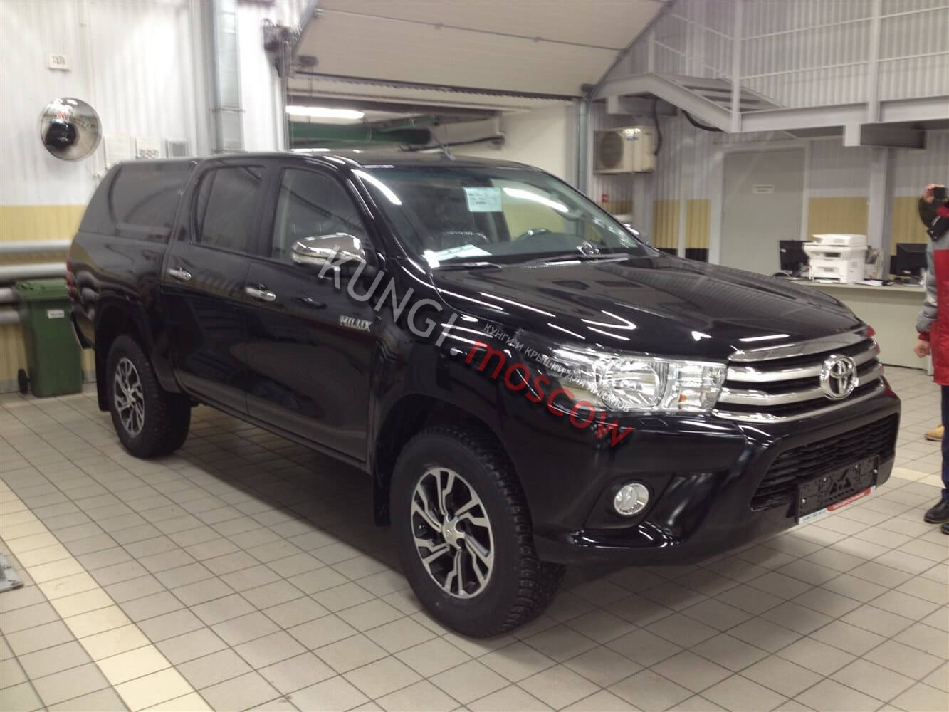 ABC.TOHIL.BR.04B КРЫША (КУНГ) КУЗОВА ДЛЯ TOYOTA HILUX (ДВОЙНАЯ КАБИНА) (08.2015-) (ЧЁРНАЯ) (1 ДВЕРЬ) CARGO АВС-ДИЗАЙН ABC.TOHIL.BR.04B