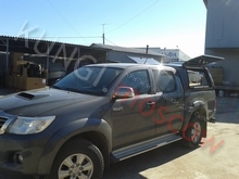 CARRYBOY Workman Toyota Hilux (1)