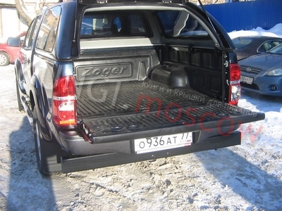 Вкладыш в кузов для пикапа Toyota Hilux (пр-во Zoger) ― Кунги и тюнинг для пикапов в Москве