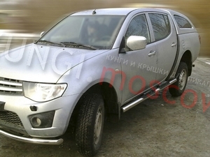 Технотек Пороги d-76 со вставками для ноги MITSUBISHI L200 06-/09- ― Кунги и тюнинг для пикапов в Москве